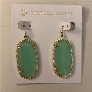 Kendra Scott Elle earrings